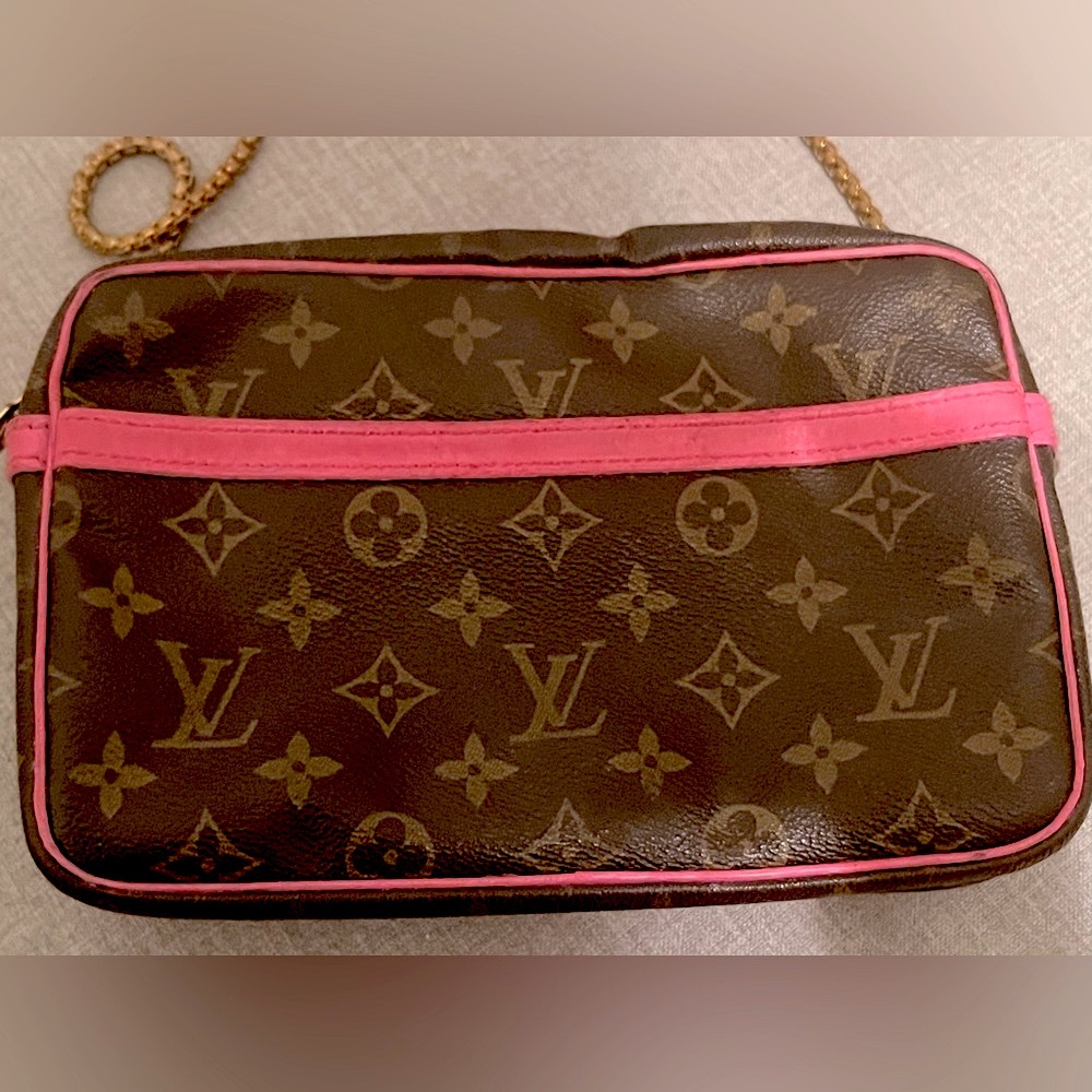 Authentic Louis Vuitton Compiegne 23 bag